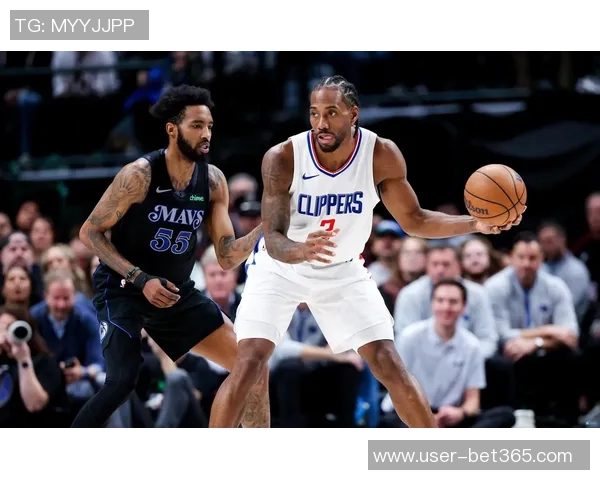 快船发布莱昂纳德周最佳海报战神卡限时返场再创辉煌